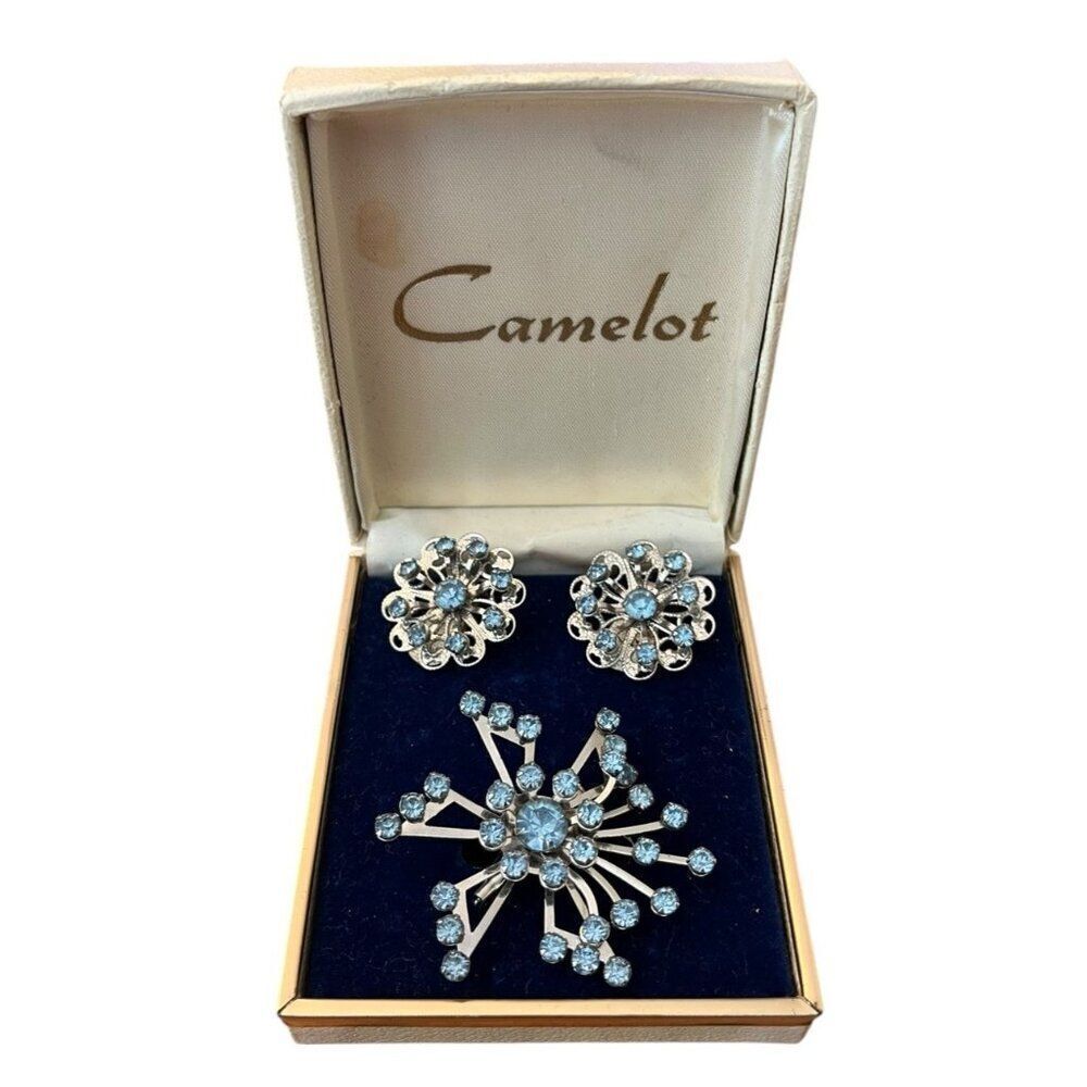 Camelot Silver Tone Blue Rhinestone Star Brooch and Clip On Earrings Box Set Vtg